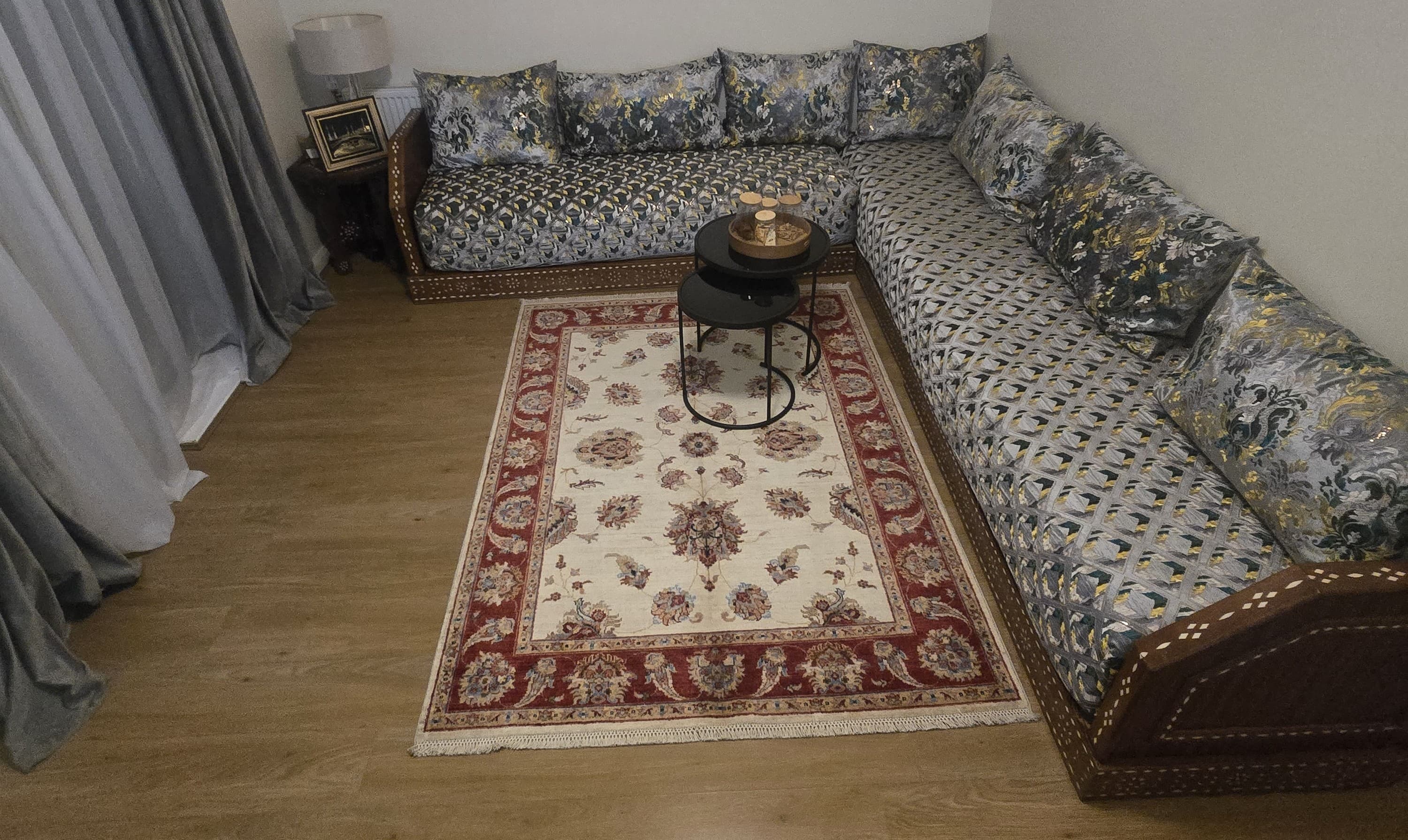 Modern Geometric Designs